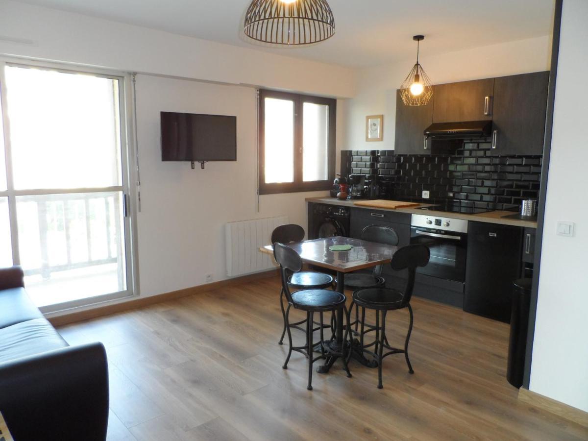 Appartement Confortable 2P Proche Plage Avec Parking Et Internet A Cabourg - Fr-1-487-302 Dış mekan fotoğraf