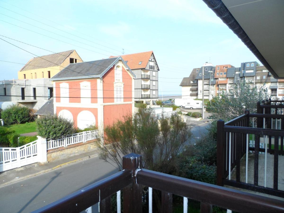 Appartement Confortable 2P Proche Plage Avec Parking Et Internet A Cabourg - Fr-1-487-302 Dış mekan fotoğraf